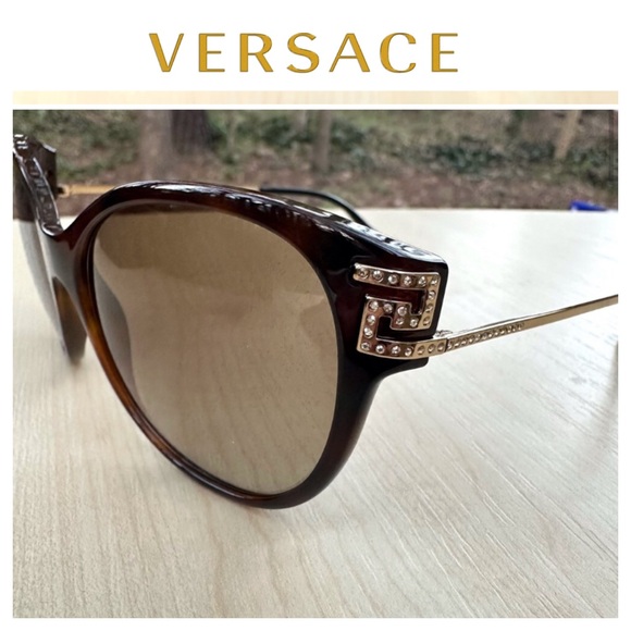 VERSACE sunglasses for women NIB with case Havana & gold cateye LUXURY GLAMOUR